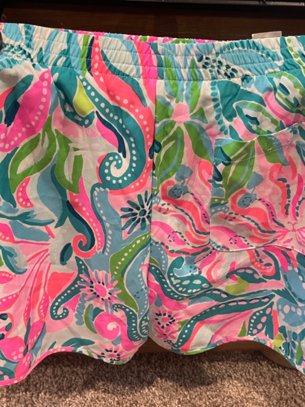 EUC Lilly Pulitzer Ocean Trail Shorts - Golden Hour - Large - Picture 2 of 6